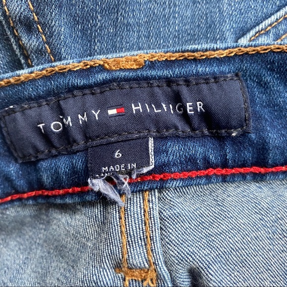 Tommy Hilfiger Low Rise Cutoff Denim Jean Shorts size 6 Distressed Greenwich Fit - Picture 6 of 6